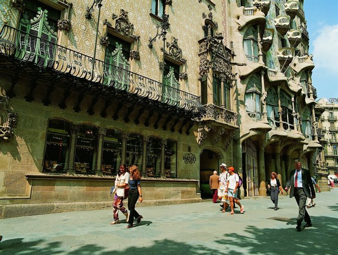 Casa Amatller I Casa Batlló. Passeig De Gràcia De Barcelona.
