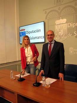 El presidente y la vicepresidenta segunda.                             