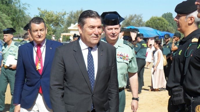 El director general de la Guardia Civil, José Manuel Holgado