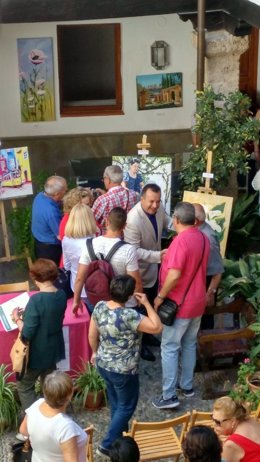 Exposición de obras realizadas por mayores en la Corrala de Santiago