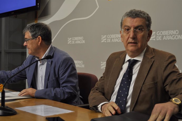 Los consejeros de Sanidad y Presidencia, Sebastián Celaya y Vicente Guillén.