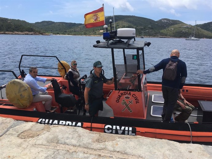 Salom visita el Parque Natural de Cabrera