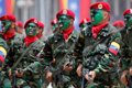 El Gobierno venezolano detuvo a 14 militares por "traición" en el inicio de la ola de protestas
