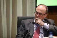 Linde en el Senado sobre el Popular: "No puedo decir nada de eso, no es el momento"