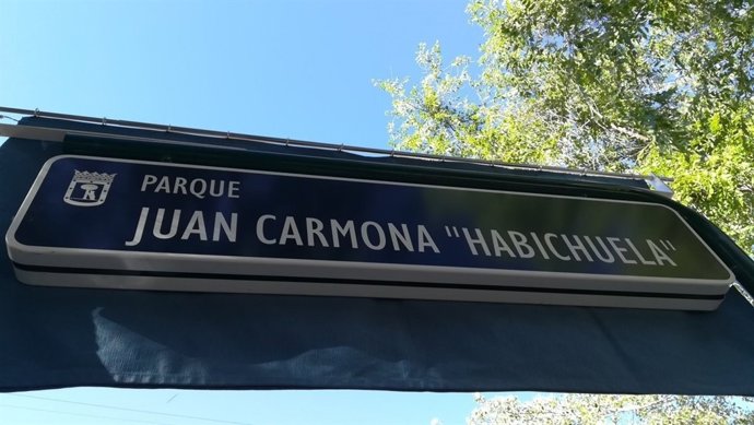 Placa del nuevo Parque Juan Carmona 'Habichuela'