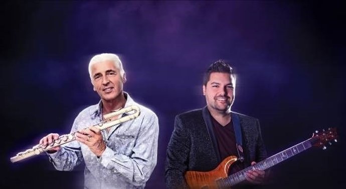 Oldfield (izda) y Carlos Garo. 