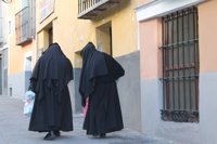 El arzobispo de Toledo exhorta  a no ver a las monjas como mujeres "de vida extraña"