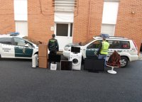 Detienen a dos vecinos de Vilagarcía por una veintena de robos