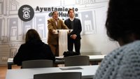 Cs suspende cautelarmente de militancia a Gallardo y Figueroa que siguen como concejales en el Ayuntamiento de Huelva