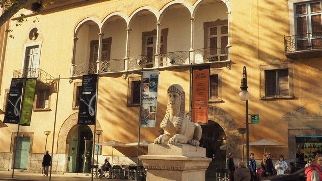 Fachada del Casal Solleric