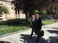 Centeno, tras declarar en el TSJCyL,  asegura sentirse respaldado por el PP