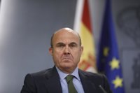 Guindos asegura que los depósitos de Popular están garantizados y que podrá continuar con sus operaciones