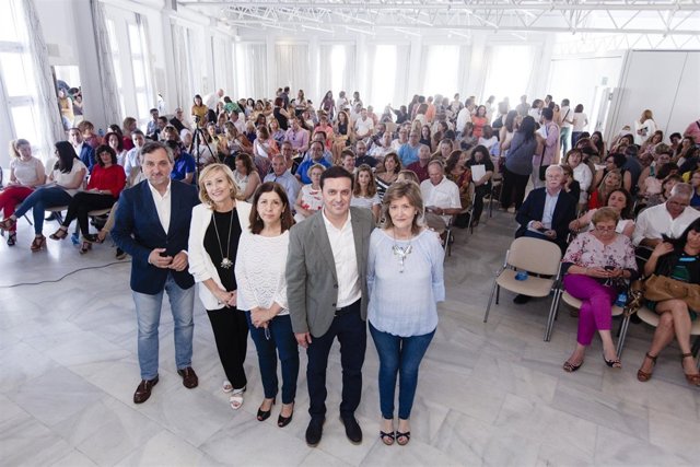 Más de 200 personas en la presentación del Plan de Servicios Sociales.