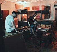 Sam Smith ya está grabando nuevo disco (y comparte fotos del proceso en el estudio)