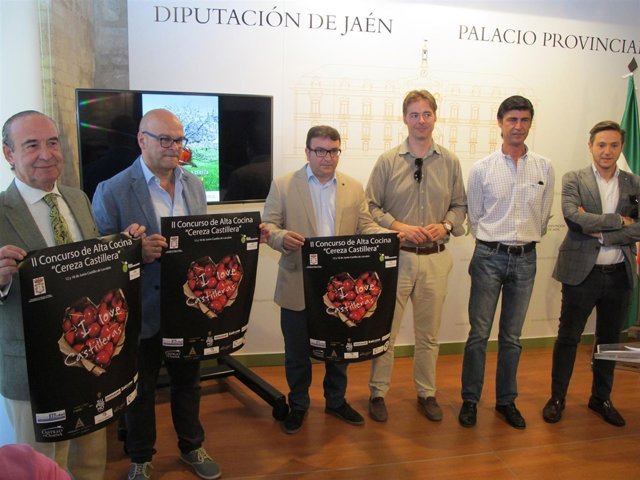 Presentación de la XXXIV Fiesta de la Cereza de Castillo de Locubín.