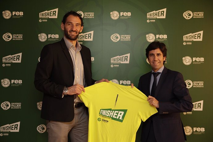 Firma del acuerdo entre Finisher y la FEB