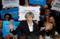 Theresa May, una cita con la historia tras una campaña turbulenta