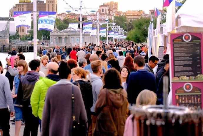 Área de ocio del Mundial de Vela. Carpas del Paseo de Pereda 