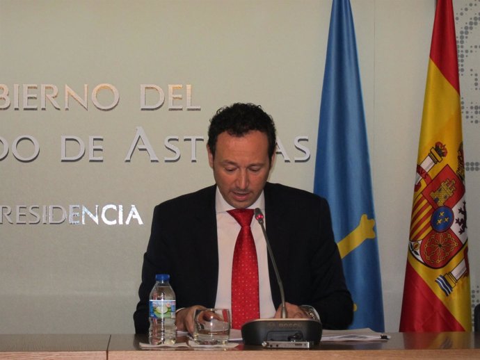 El portavoz del Principado y consejero de Presidencia, Guillermo Martínez