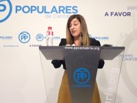 Buruaga exige a Revilla que "ponga orden" en el "descontrol" de las consejerías