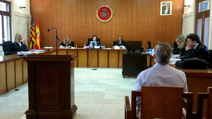 Un Empresario En Juicio Por Presunta Estafa
