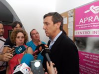 Hernando (PP) insta a Pablo Iglesias a retirar el "fraude democrático" de la moción para "no hacernos perder el tiempo"