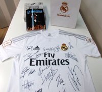 El Real Madrid subasta una camiseta para ayudar a la Federación Española de Padres de Niños con Cáncer
