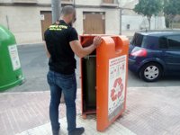 Dos detenidos por robar más de 600 kilos de aceite reciclado en Ibi destinado a fines sociales