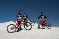 La Sierra Nevada Límite, con un millar de ciclistas, dedica su edición de 2017 a la campaña Respeto Mutuo