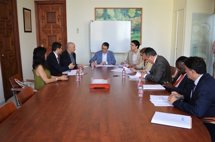 Franci salado alcalde rincón 2017 firma prestamos ICO modificación tesorería