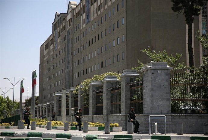 Ataque contra el Parlamento de Irán