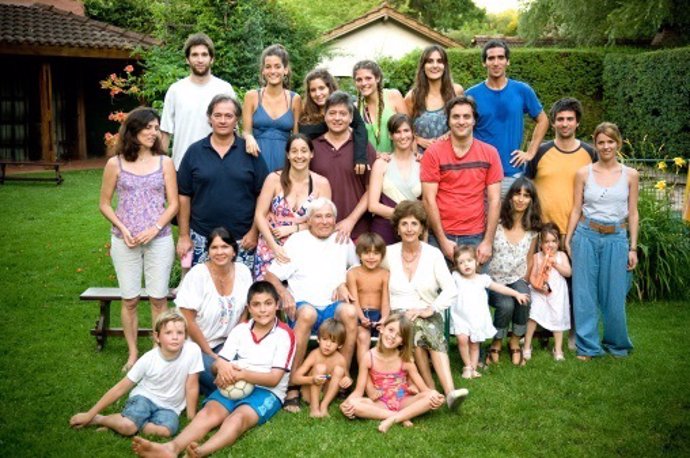 Big hispanic family portrait