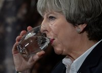 May gana las elecciones, pero pierde la mayoría absoluta