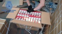 Trece detenidos por contrabando de tabaco y decomisadas más de 60.000 cajetillas listas para ser distribuidas