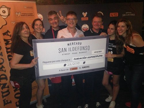 Donativo de 'S.I. Cañas Pa Tós' del Mercado de San Ildefonso