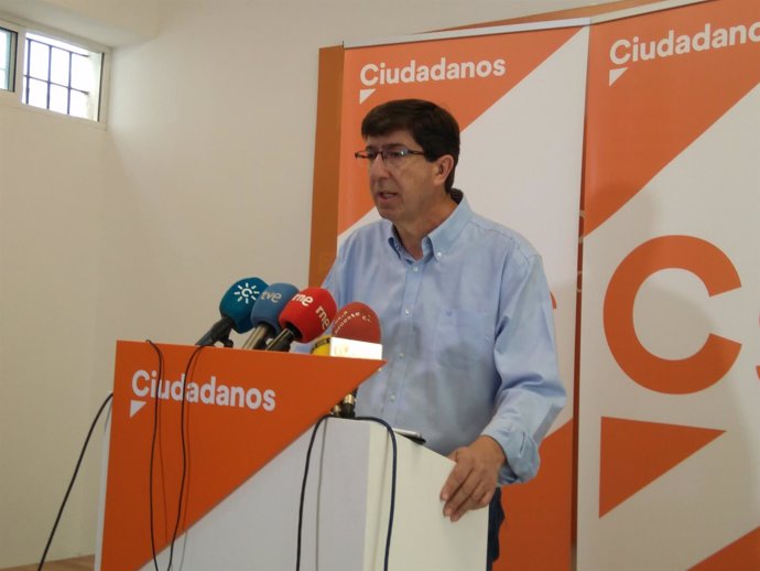 Juan Marín en rueda de prensa en Sanlúcar