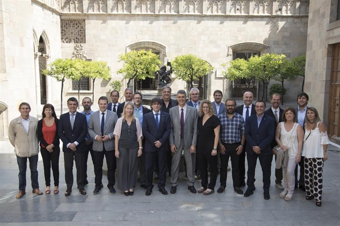 El Club Natació Sabadell se reúne con el presidente Puigdemont