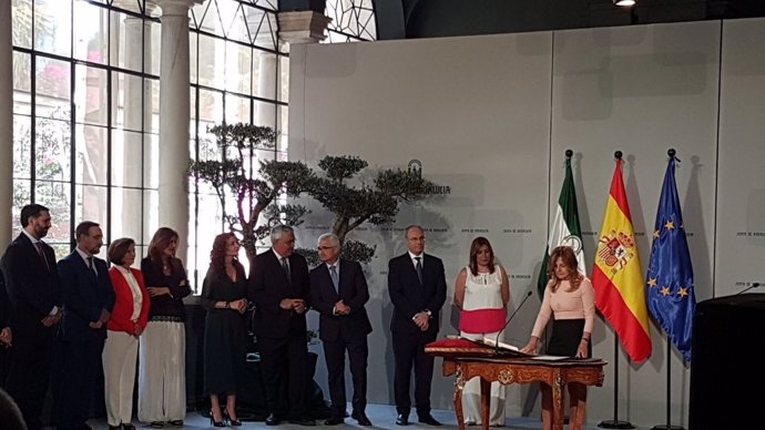 Toma de posesión del nuevo Gobierno andaluz presidido por Susana Díaz