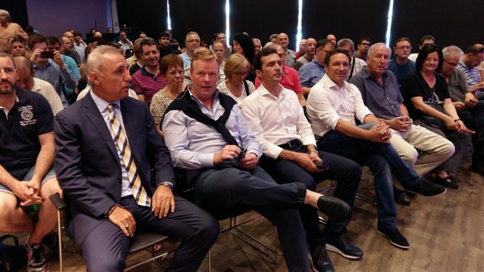 Stoitchkov, Koeman, Amor, Eusebio y Rexach