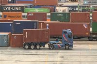 Los estibadores cifran en un 100% el seguimiento en los puertos vascos de la tercera jornada de paro