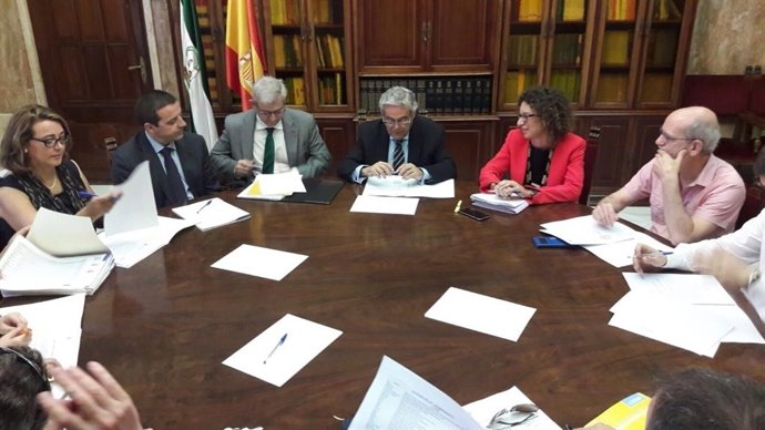 La Comisión Provincial de Seguimiento del PFEA se ha reunido en Subdelegación.
