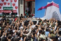 Miles de iraníes lloran a las víctimas de los atentados al grito de "Muerte a los saudíes"