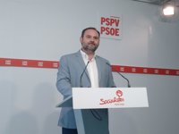 Abalos afirma que Hernando quiere otro portavoz del PSOE porque le molesta su posición política