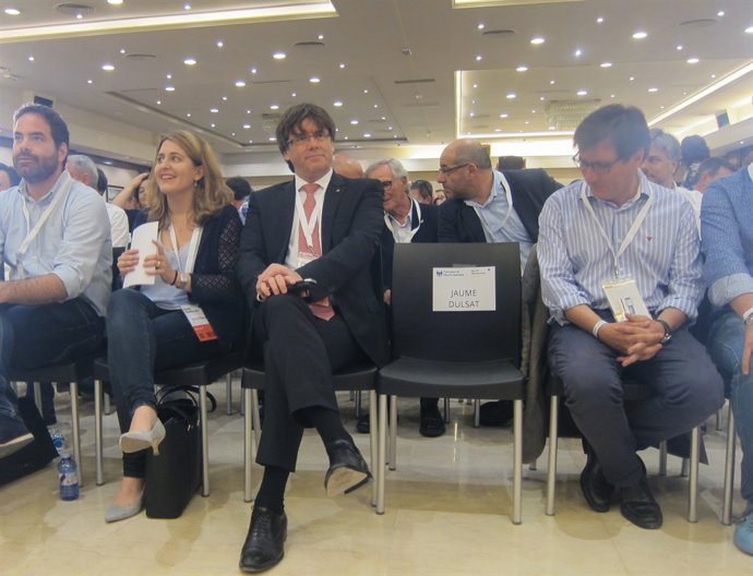 La coordinadora general del PDeCAT, M.Pascal, i el pte.C.Puigdemont