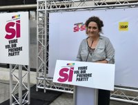 La CUP pide a los 'comuns' que defiendan el referéndum y al Govern que sea más transparente