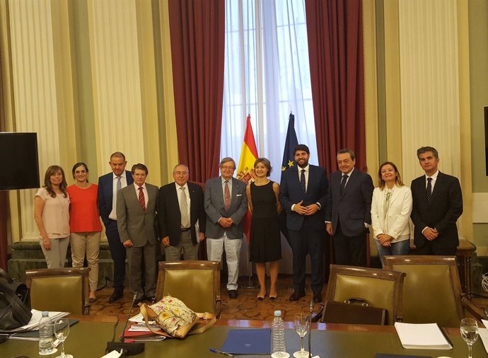 Tejerina con el presidente de Murcia, Fernando López Miras