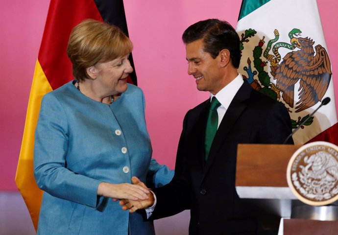 El presidente mexicano Enrique Peña Nieto y la canciller alemana, Angela Merkel.