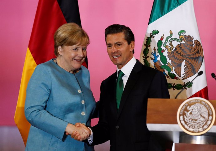 El presidente mexicano Enrique Peña Nieto y la canciller alemana, Angela Merkel.