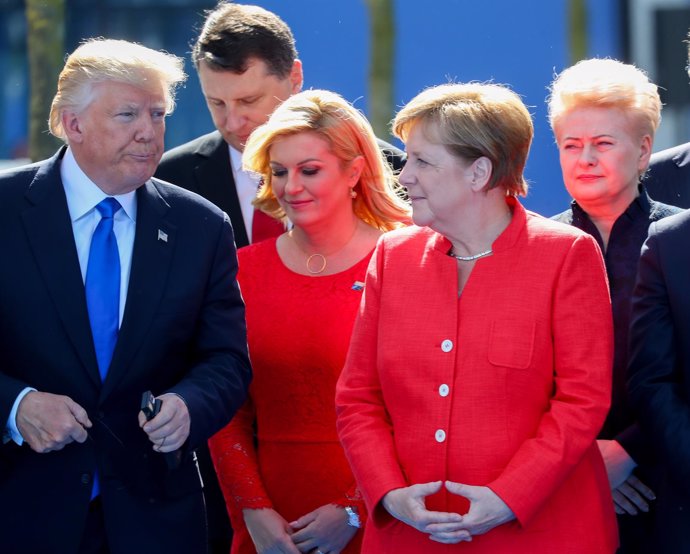 Angela Merkel y Donadl Trump en la cumbre de la OTAN