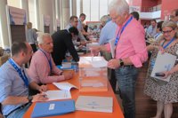 Carnero, elegido con el 94% de los votos